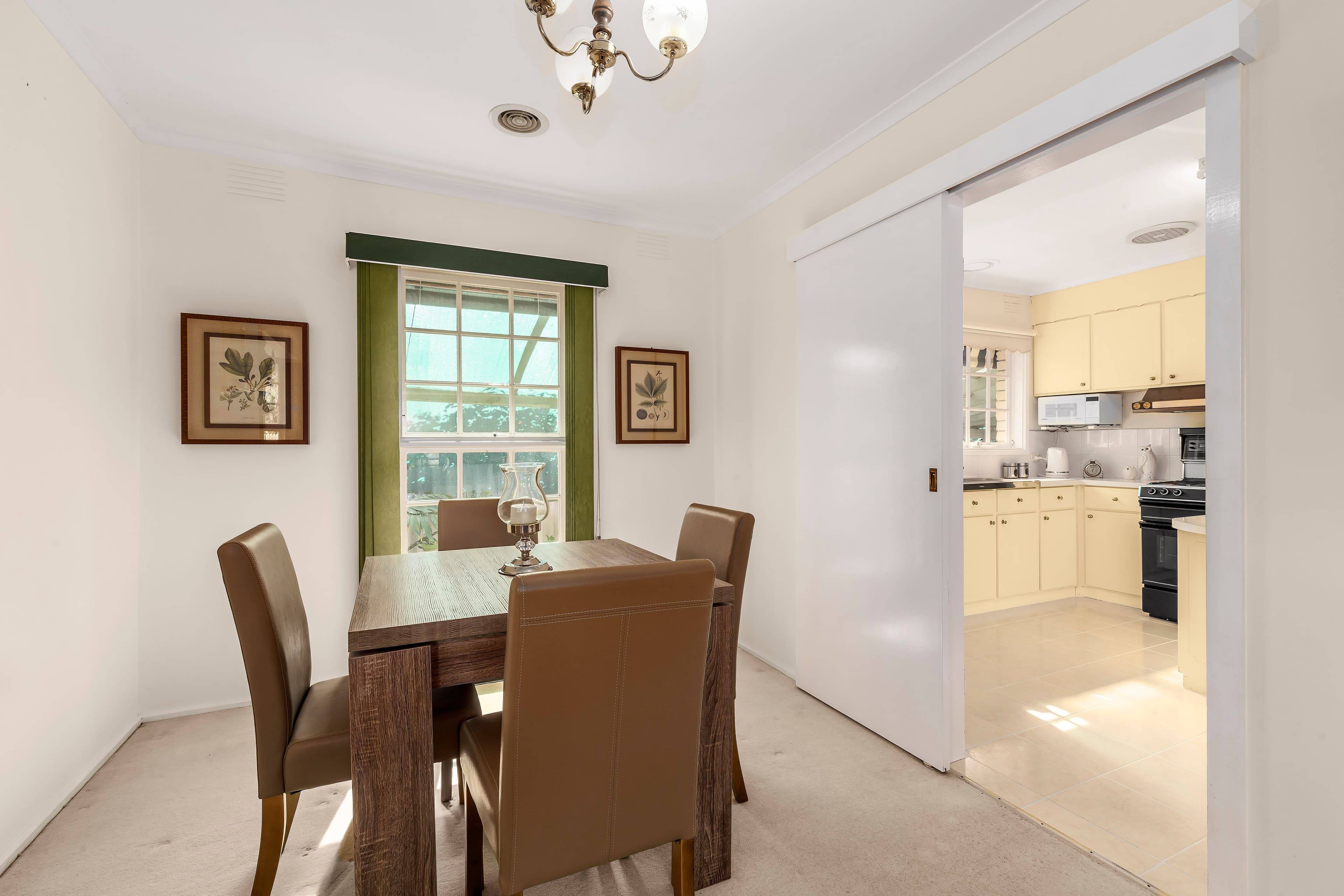 24 Mindara Avenue, Rowville VIC 3178, Rowville - Thumbnail 4
