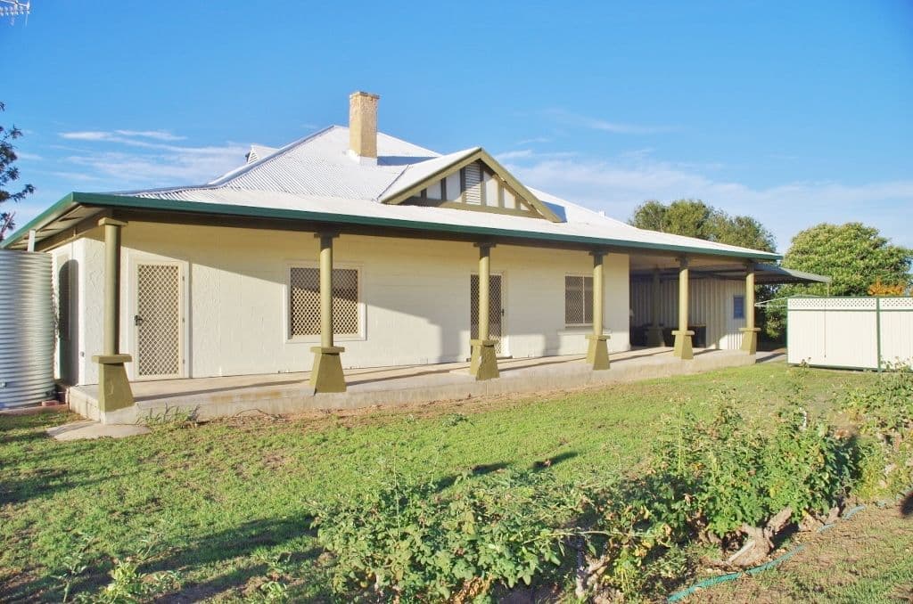 202 Nelbuck Street, Renmark SA 5341, Renmark North - Image 1