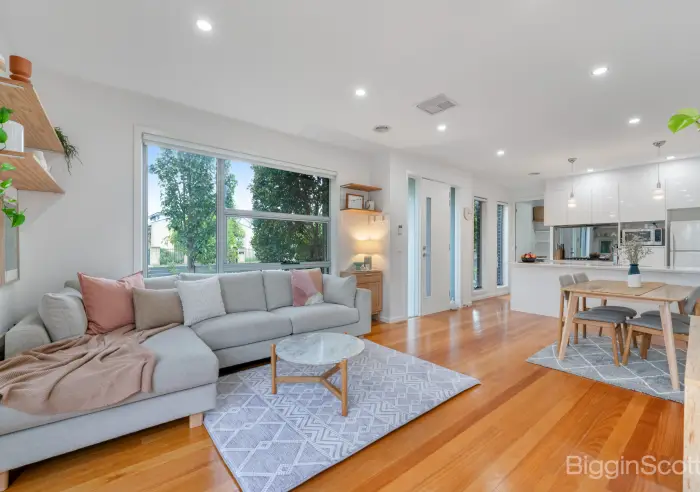 1/3 Edmund Street, Maidstone, VIC, Maidstone - Thumbnail 3