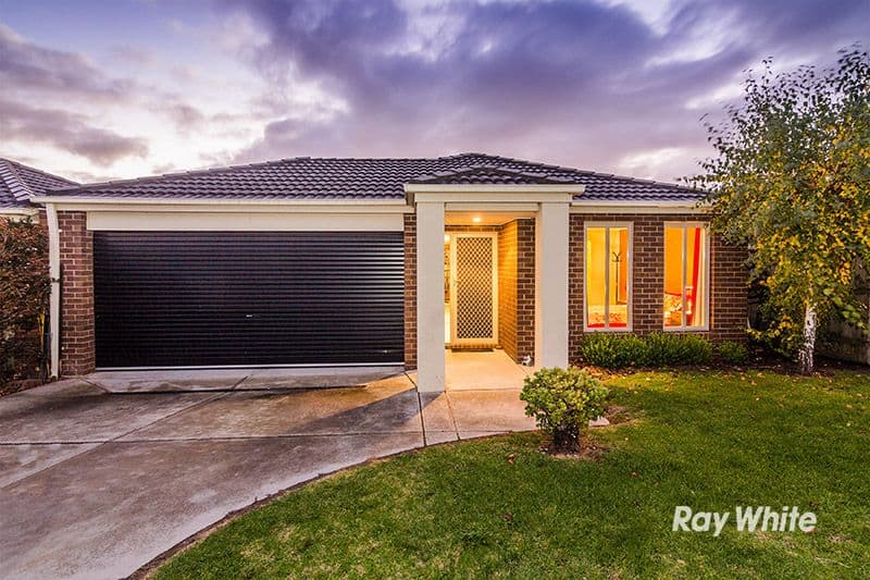 15 Penshurst Way, Cranbourne North VIC 3977, Cranbourne North - Image 1