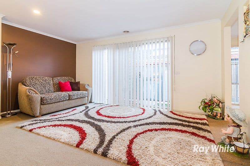 15 Penshurst Way, Cranbourne North VIC 3977, Cranbourne North - Thumbnail 6