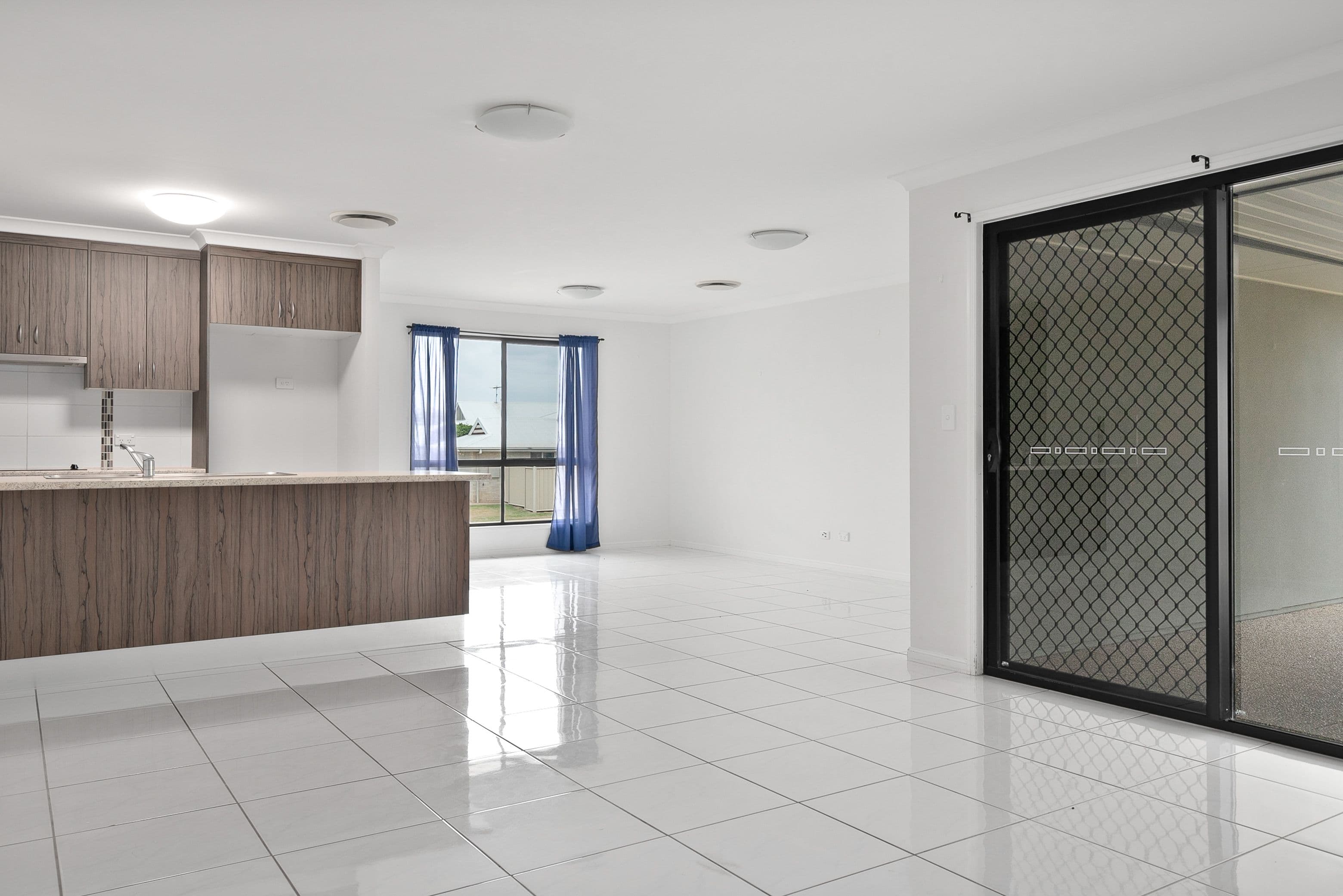 24 Scenic Drive, Emerald QLD 4720, Emerald - Thumbnail 7
