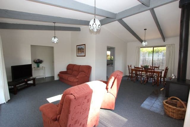 21 Seesburg Street, Cape Woolamai VIC 3925, Cape Woolamai - Thumbnail 2