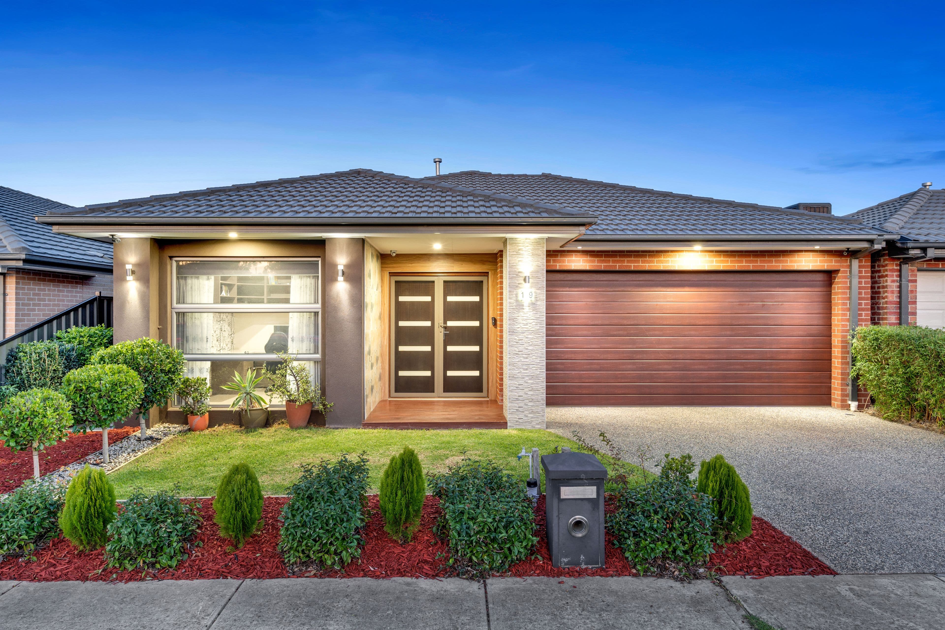 19 Fortitude Drive, Craigieburn VIC 3064, Craigieburn - Image 1