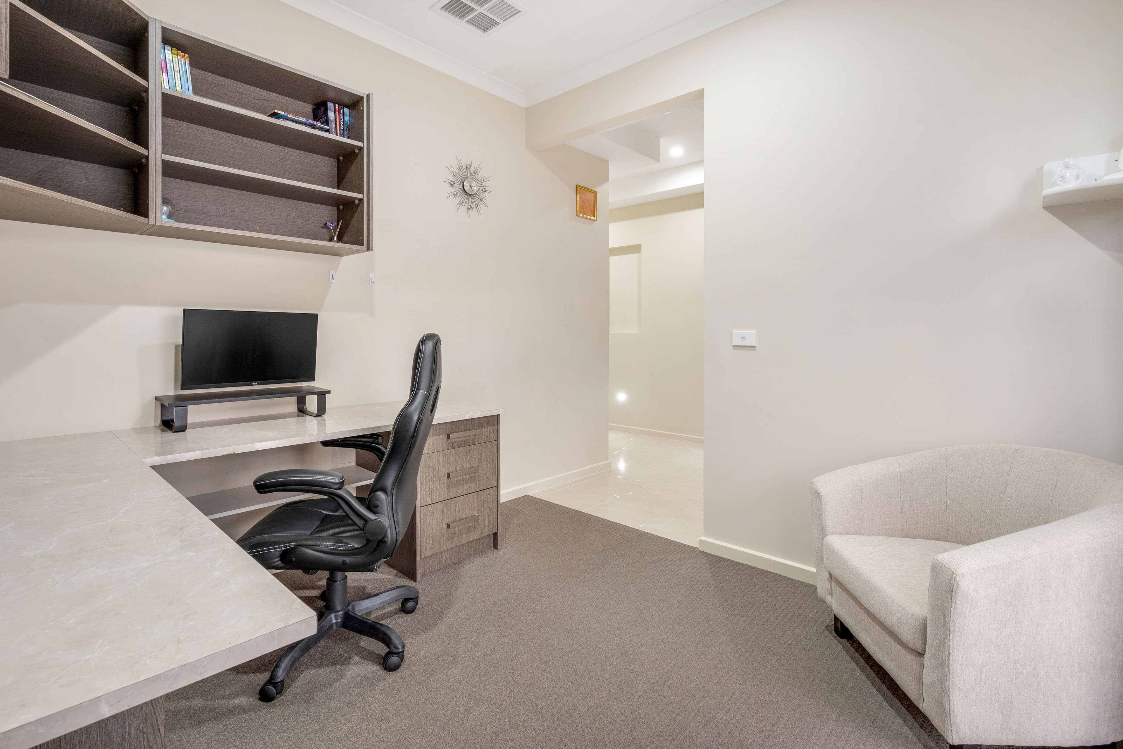 19 Fortitude Drive, Craigieburn VIC 3064, Craigieburn - Thumbnail 2