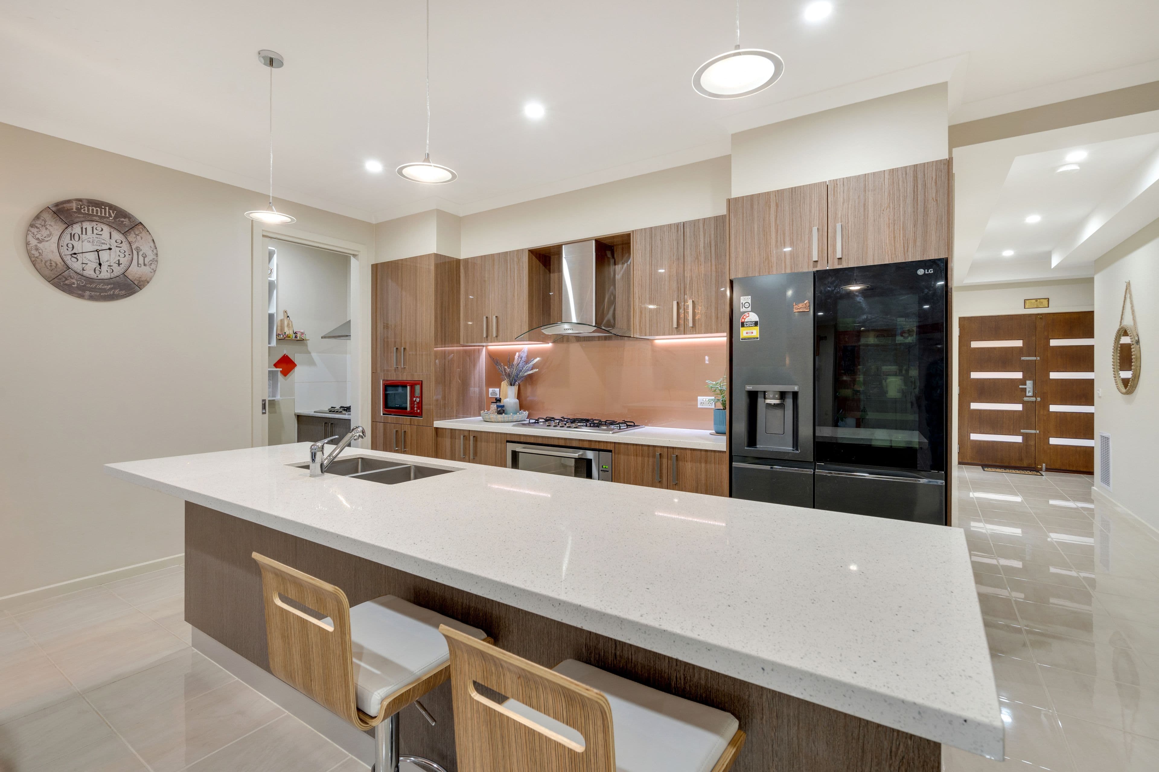 19 Fortitude Drive, Craigieburn VIC 3064, Craigieburn - Thumbnail 3