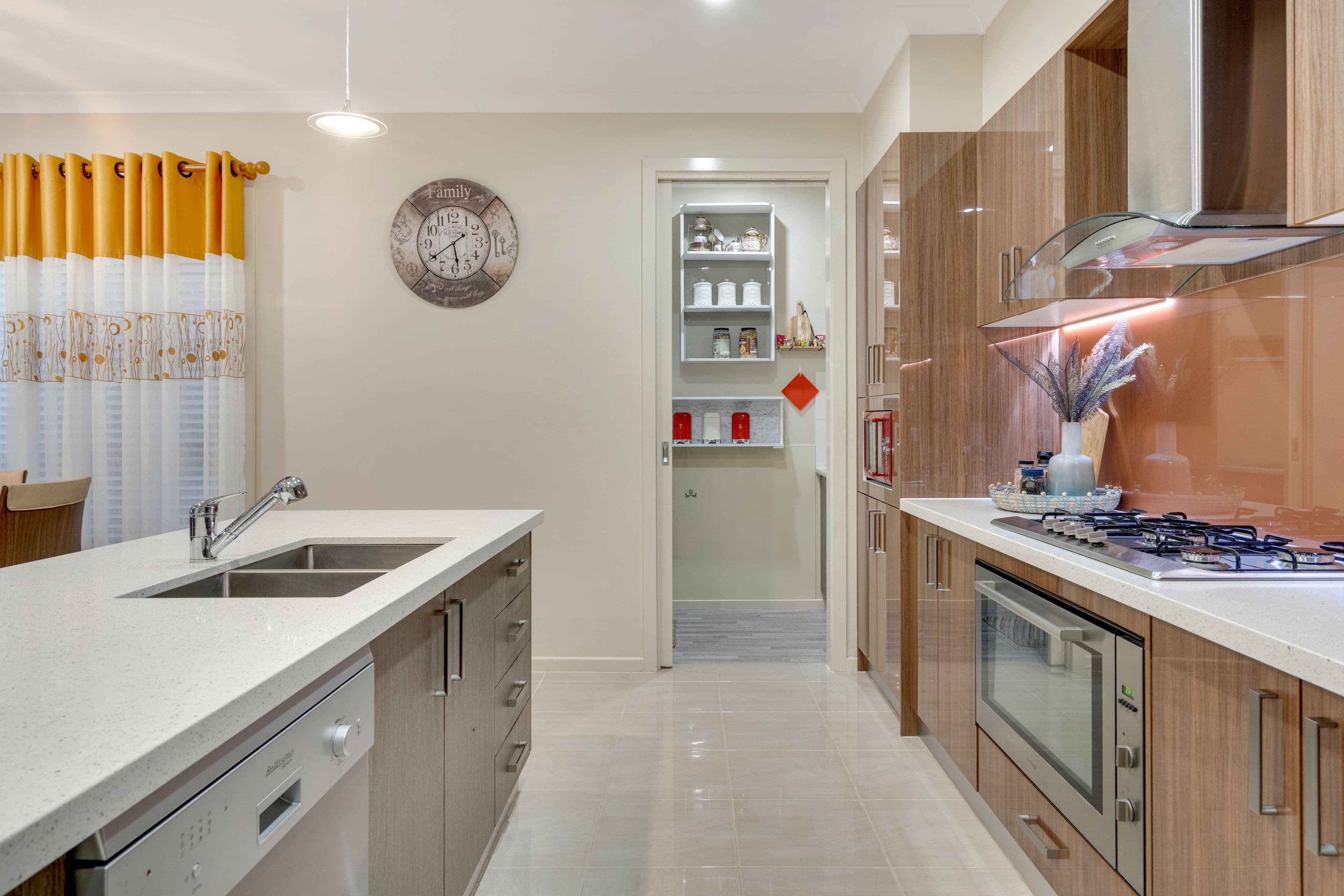 19 Fortitude Drive, Craigieburn VIC 3064, Craigieburn - Thumbnail 4