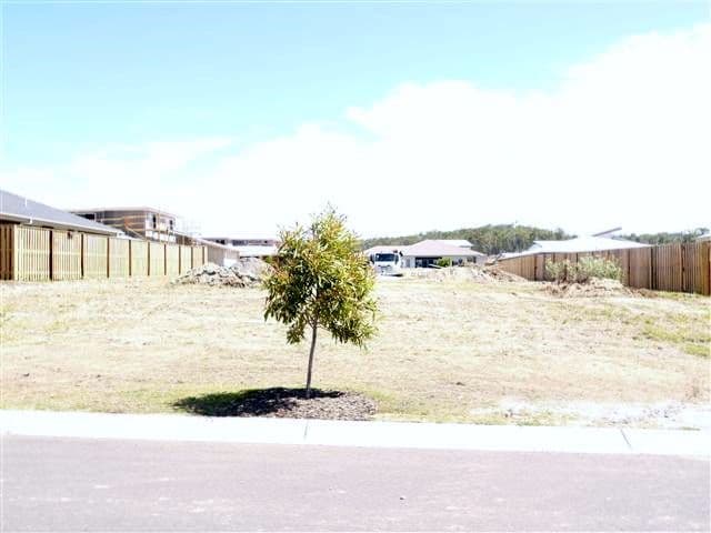 7 Parkway Crescent, KIRKWOOD QLD 4680, Kirkwood - Thumbnail 2
