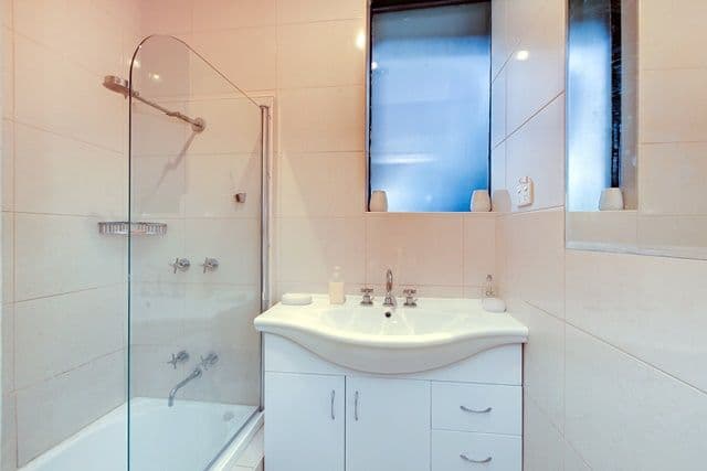 4 Armstrong Street, RESERVOIR VIC 3073, Reservoir - Thumbnail 6