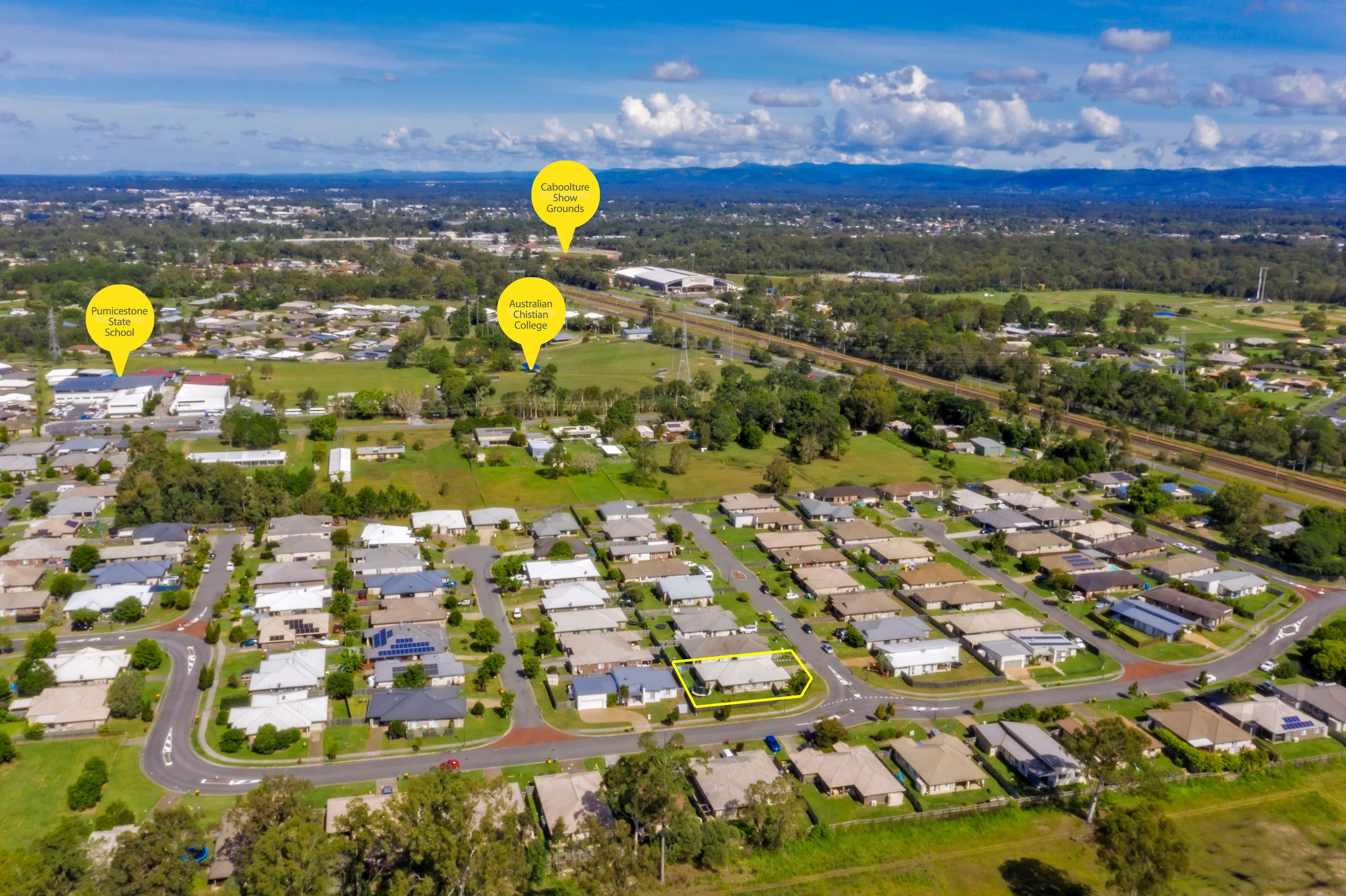 18 Reibelt Drive, Caboolture QLD 4510, Caboolture - Thumbnail 3