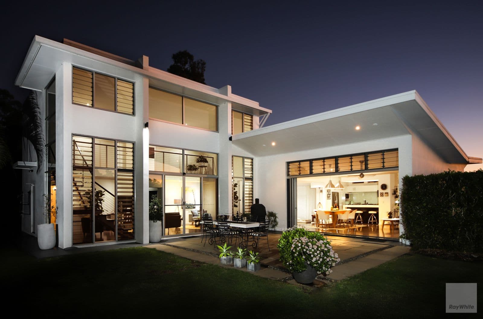 21 Ridgedale Avenue, Norman Gardens QLD 4701, Norman Gardens - Thumbnail 3