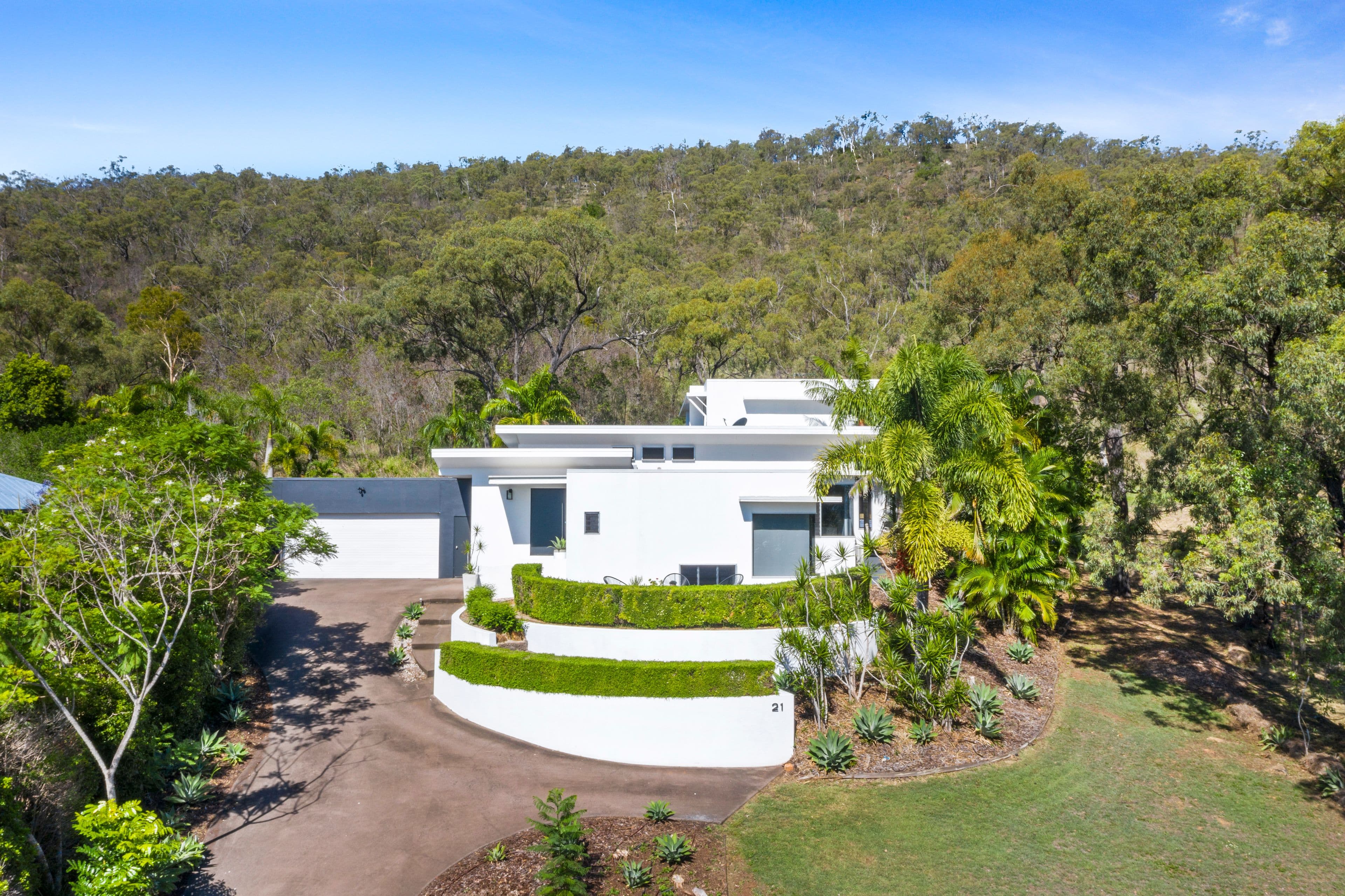 21 Ridgedale Avenue, Norman Gardens QLD 4701, Norman Gardens - Thumbnail 5