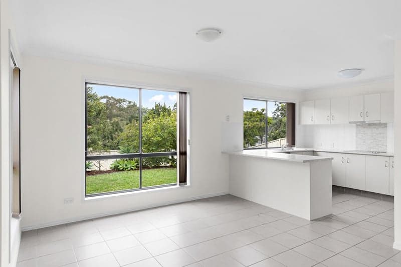 90 Billinghurst Crescent, Upper Coomera - Thumbnail 3
