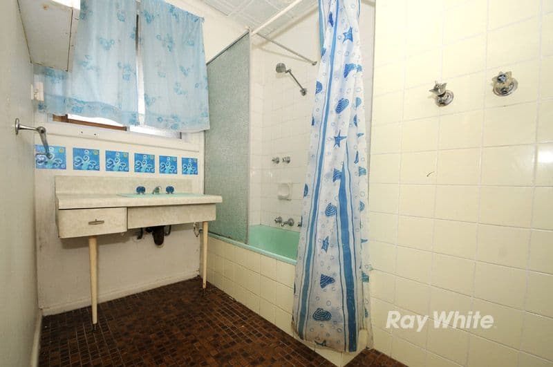 19 Ardgower Road, NOBLE PARK VIC 3174, Noble Park - Thumbnail 5