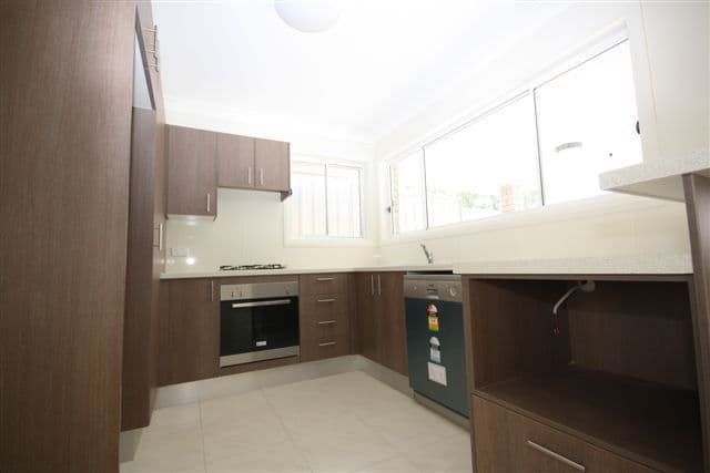 14 Hannah Street, WALLSEND NSW 2287, Wallsend - Thumbnail 2