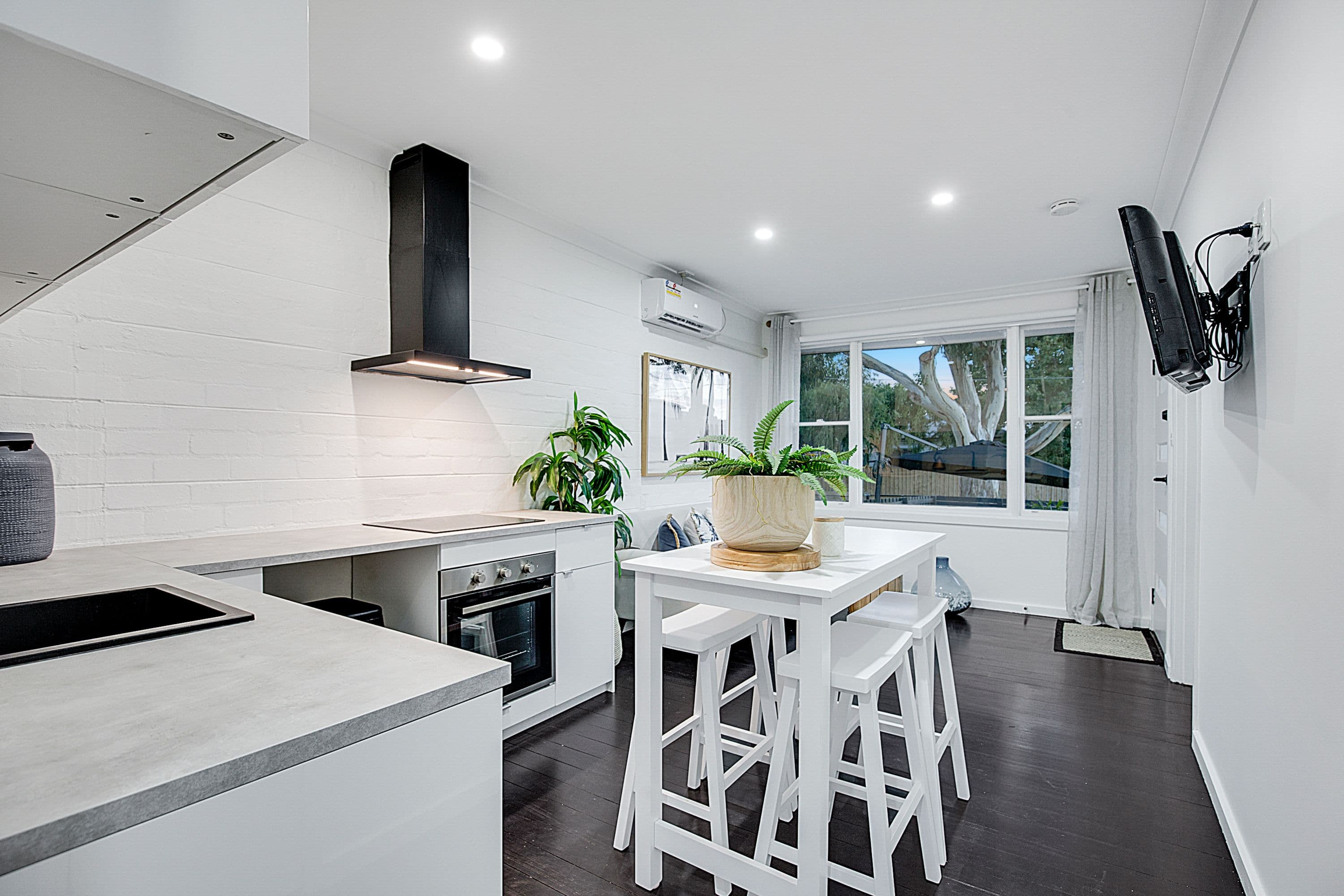 17 Erskine Street, Frankston VIC 3199, Frankston - Thumbnail 3