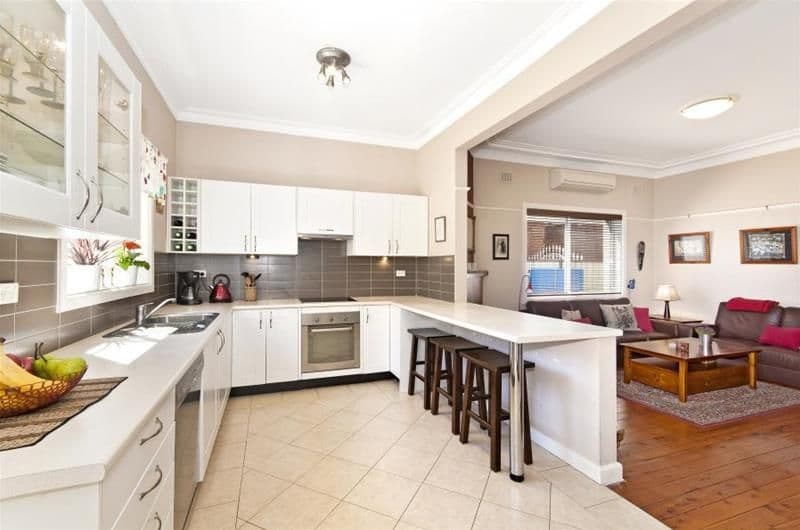48 Hughes Avenue, MASCOT NSW 2020, Mascot - Thumbnail 3