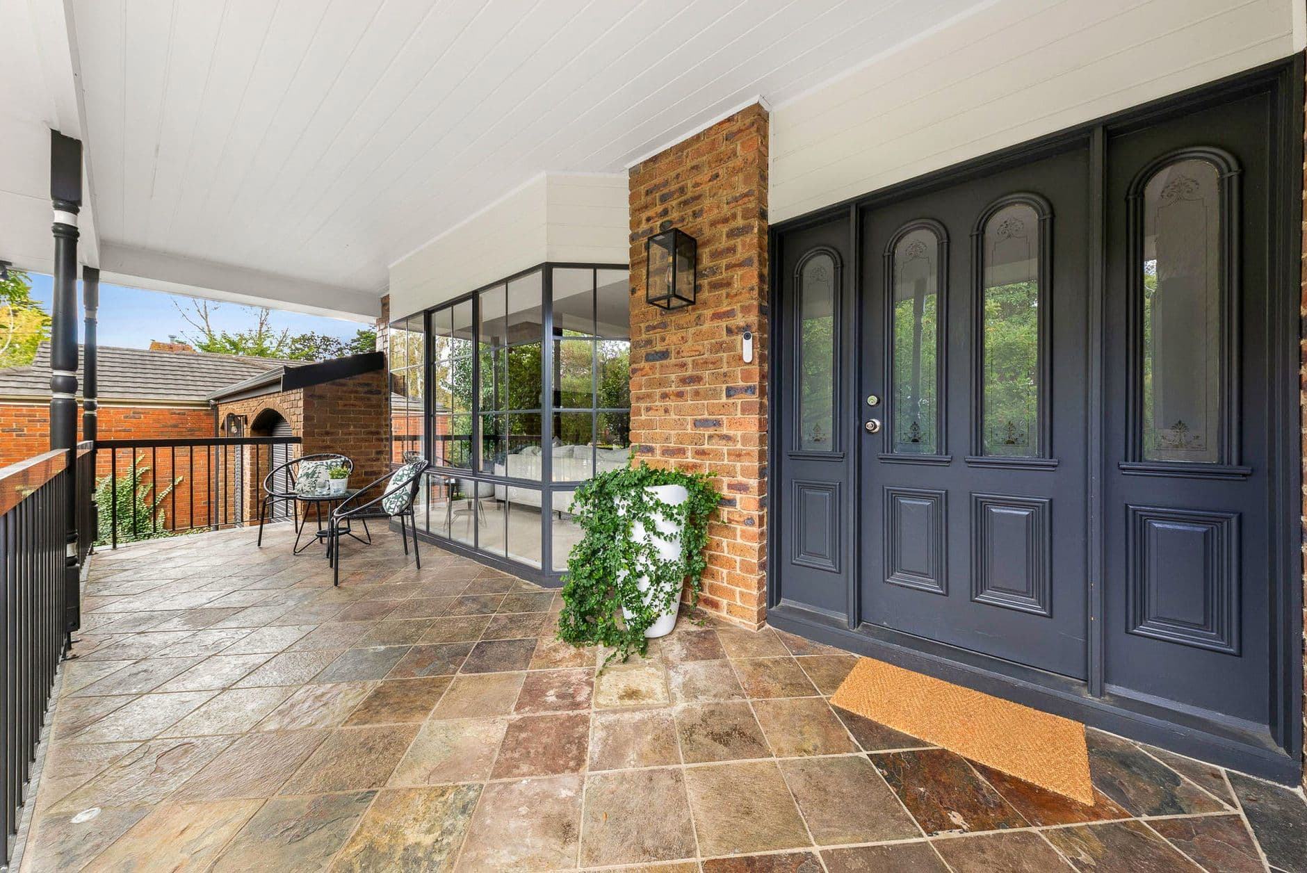 35 Palmerston Street, Berwick VIC 3806, Berwick - Thumbnail 2
