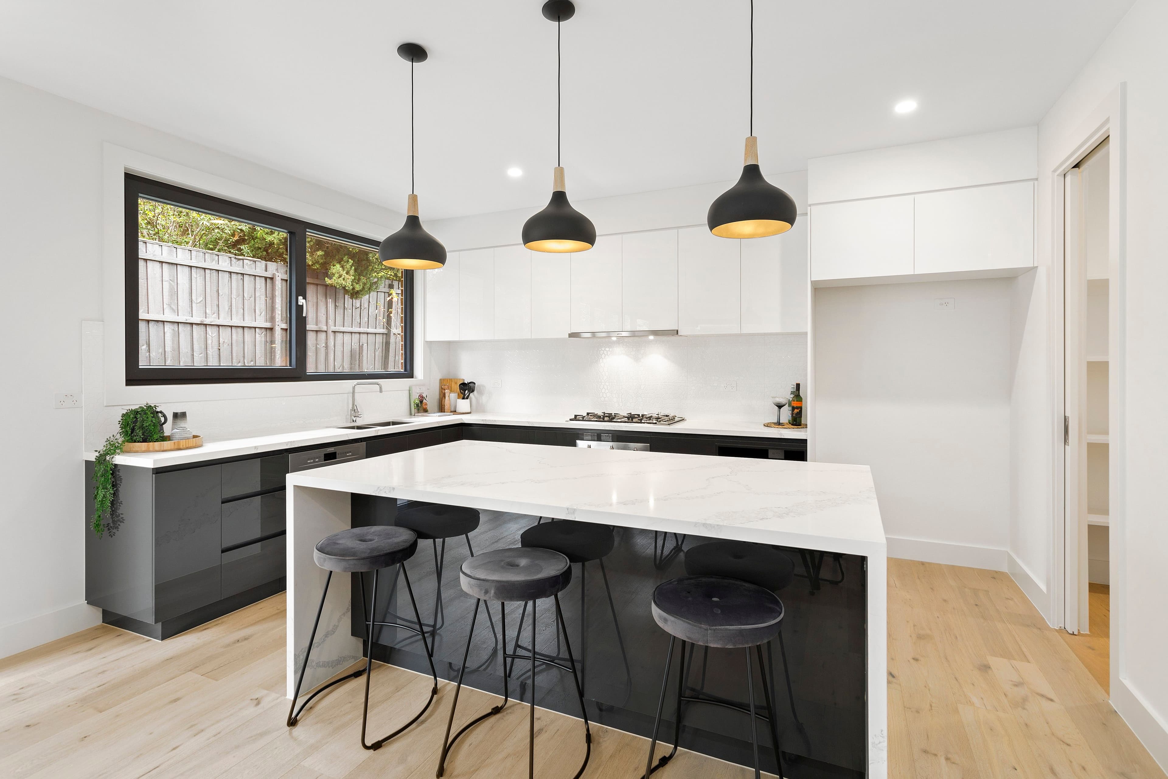 16-18 Vannam Drive, Ashwood VIC 3147, Ashwood - Thumbnail 4