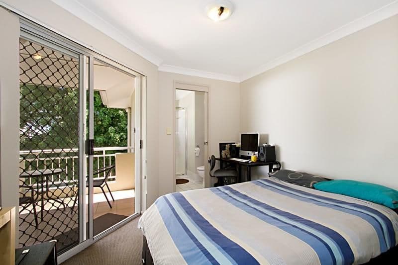 9 Durham Street, St Lucia QLD 4067, St Lucia - Thumbnail 2