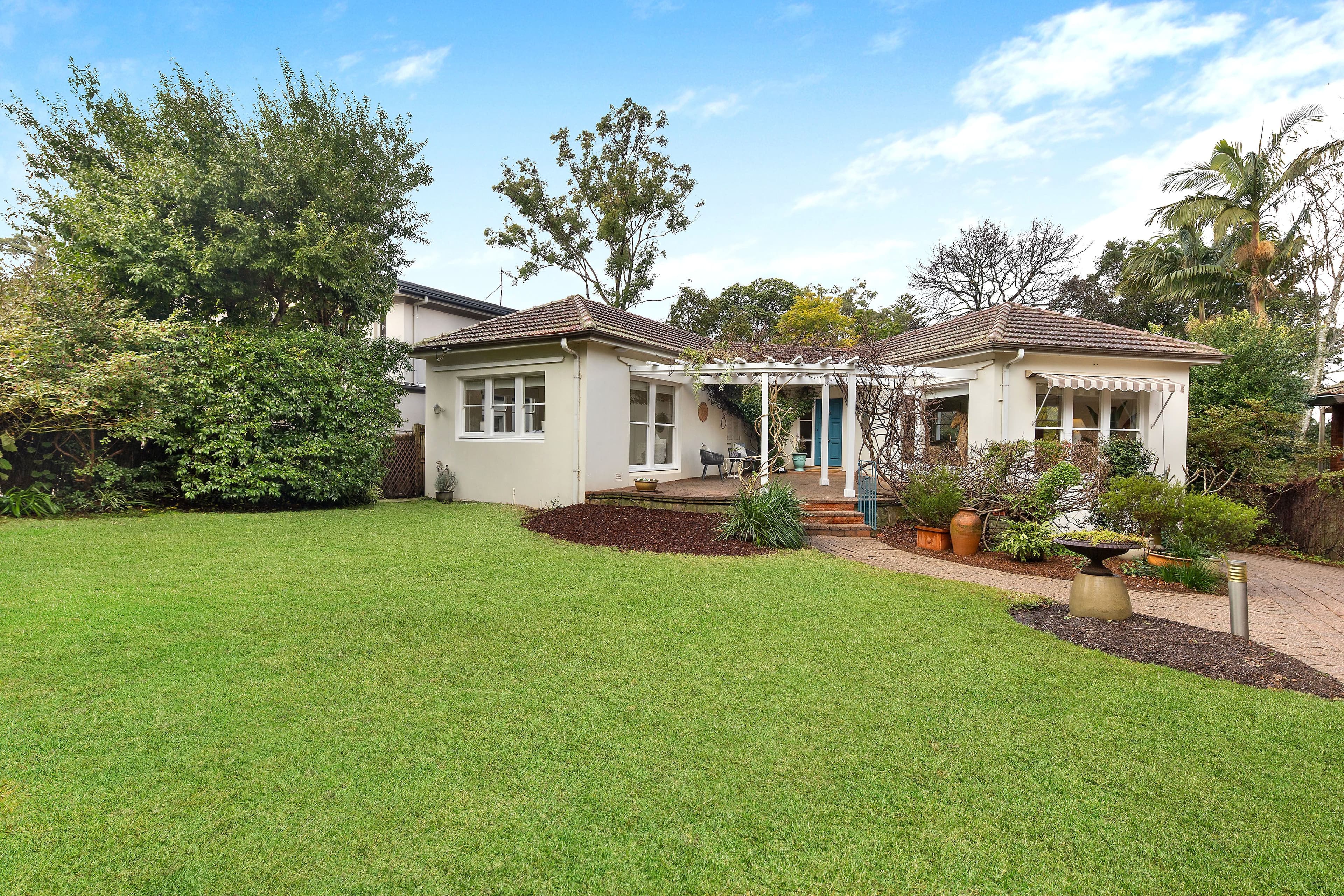 8 Ridgeland Avenue, Killara NSW 2071, Killara - Image 1