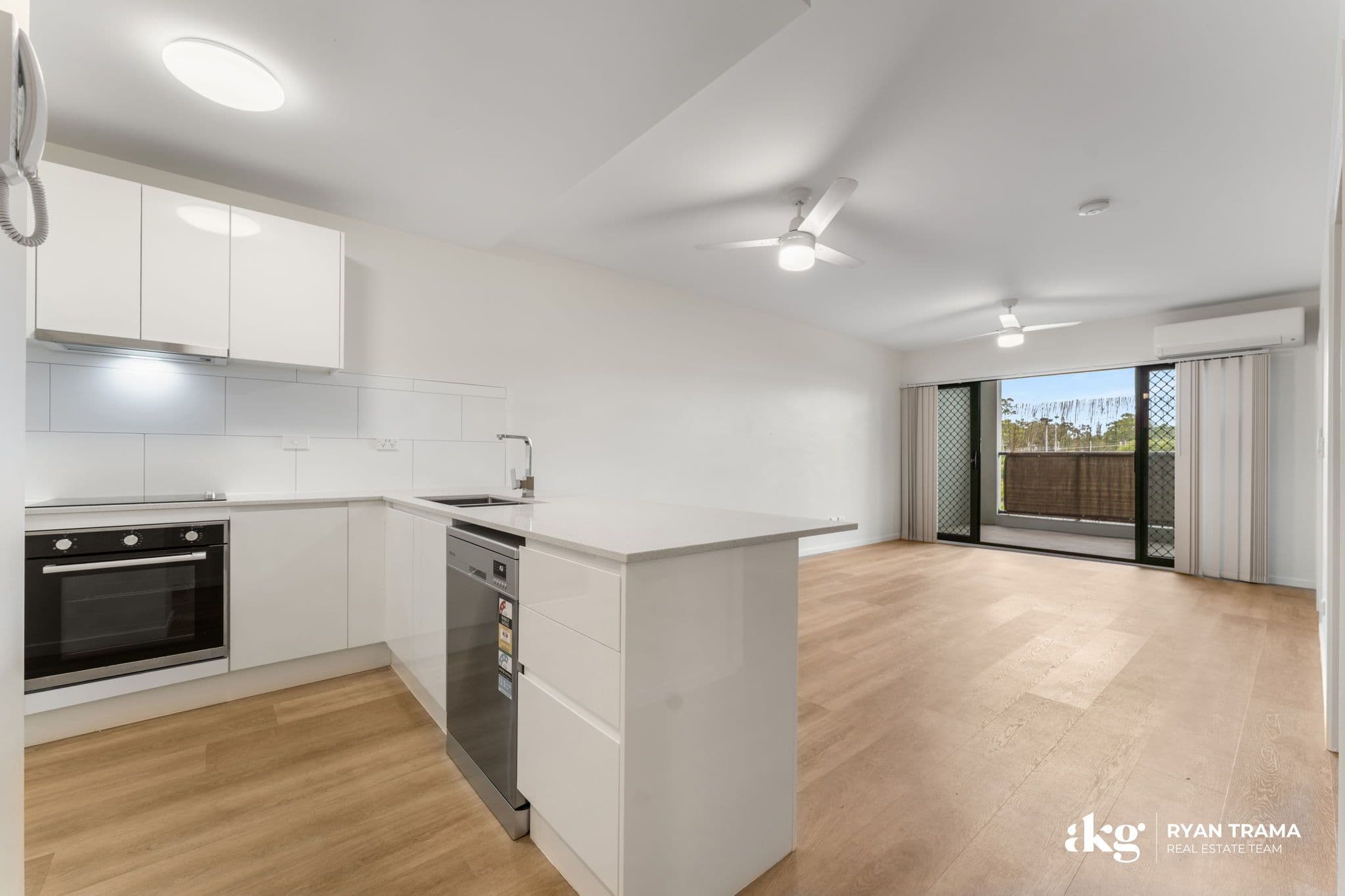 122 River Hills Road, Eagleby QLD 4207, Eagleby - Thumbnail 2