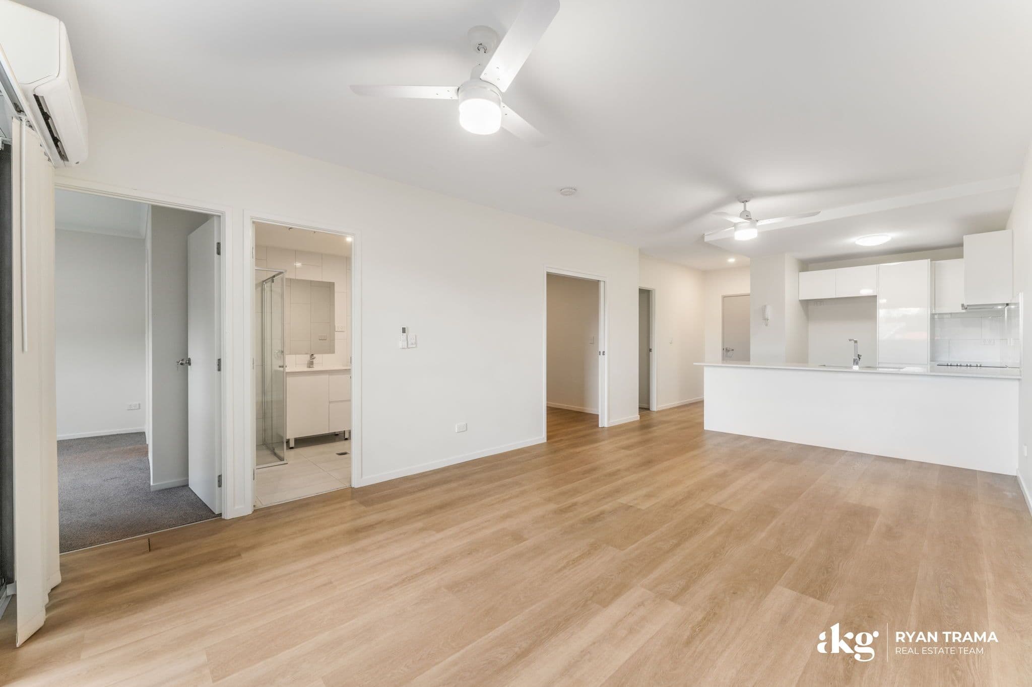 122 River Hills Road, Eagleby QLD 4207, Eagleby - Thumbnail 3