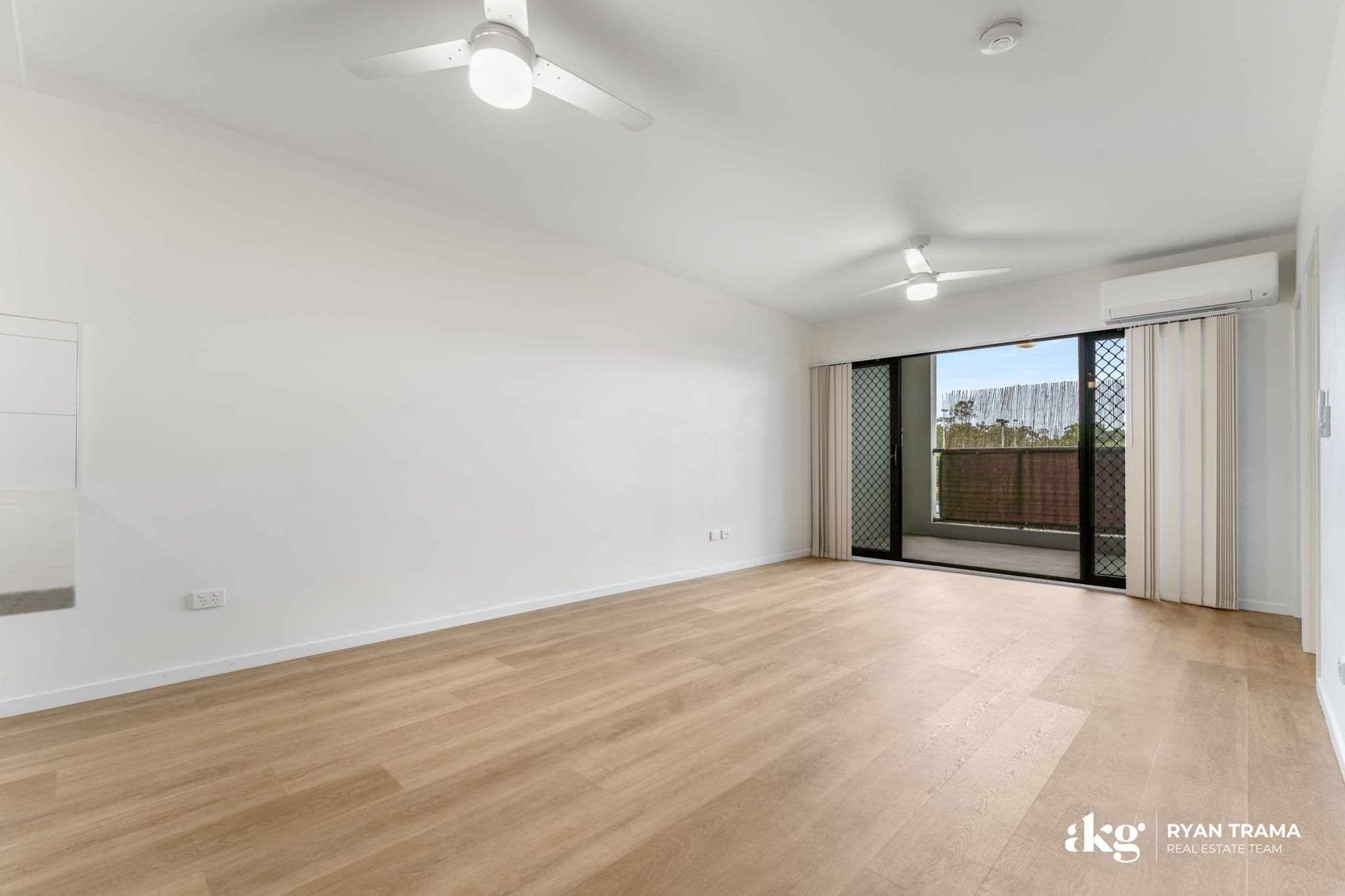 122 River Hills Road, Eagleby QLD 4207, Eagleby - Thumbnail 8