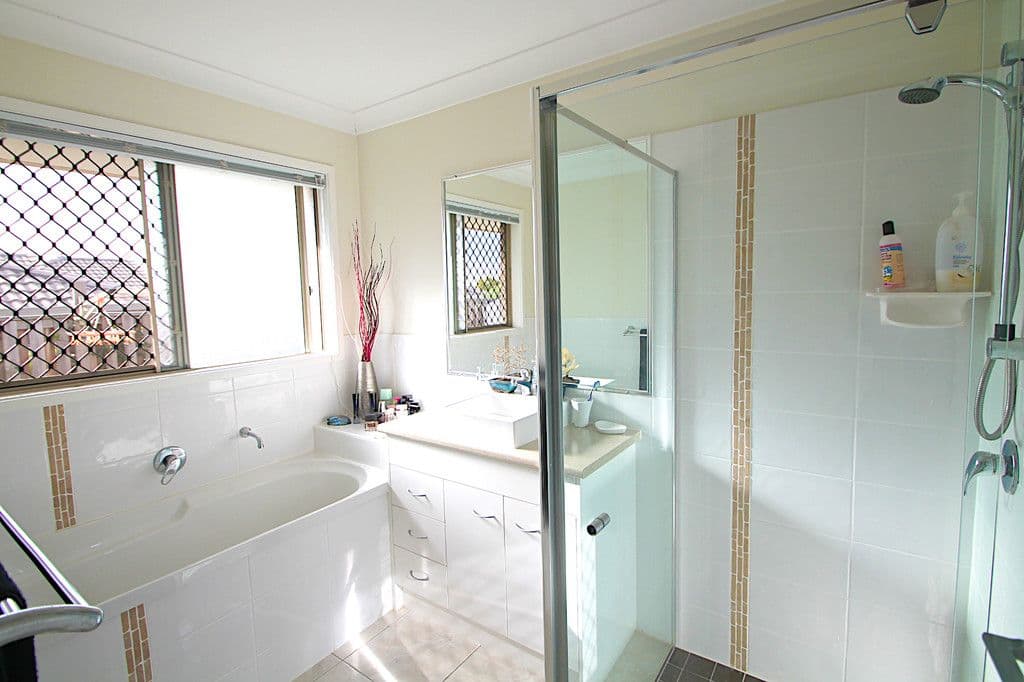 12 Westminster Crescent, Raceview QLD 4305, Raceview - Thumbnail 4