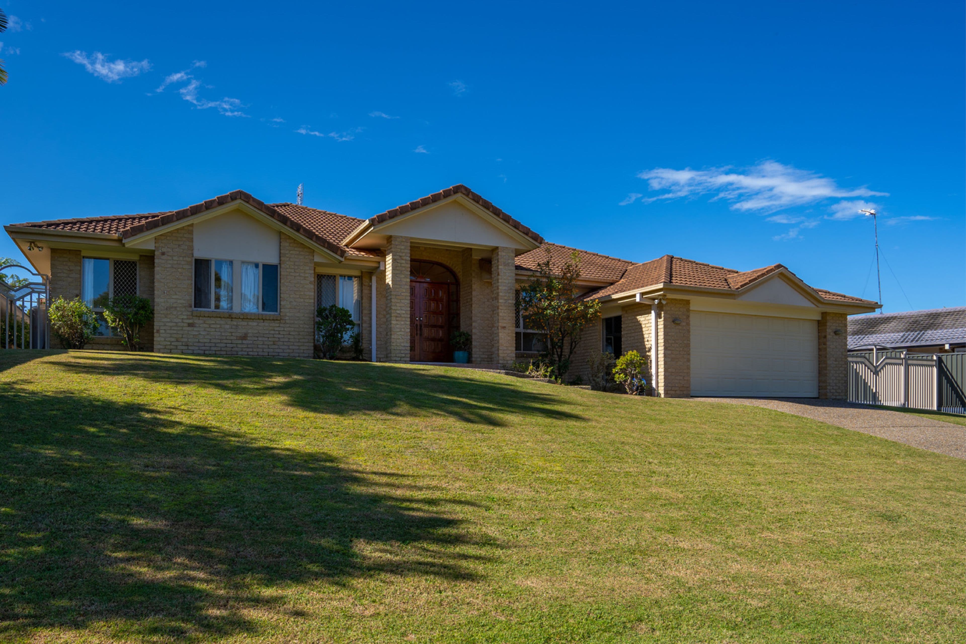 10 Swagman Court, Mudgeeraba QLD 4213, Mudgeeraba - Image 1