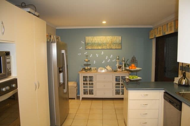 1 Gilandra Street, ROCHEDALE SOUTH QLD 4123, Rochedale South - Thumbnail 3