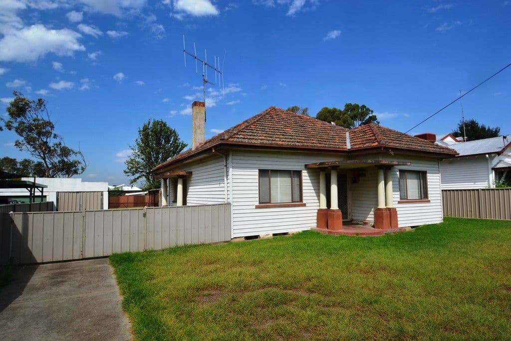 35 Goulburn Street, Seymour VIC 3660, Seymour - Image 1