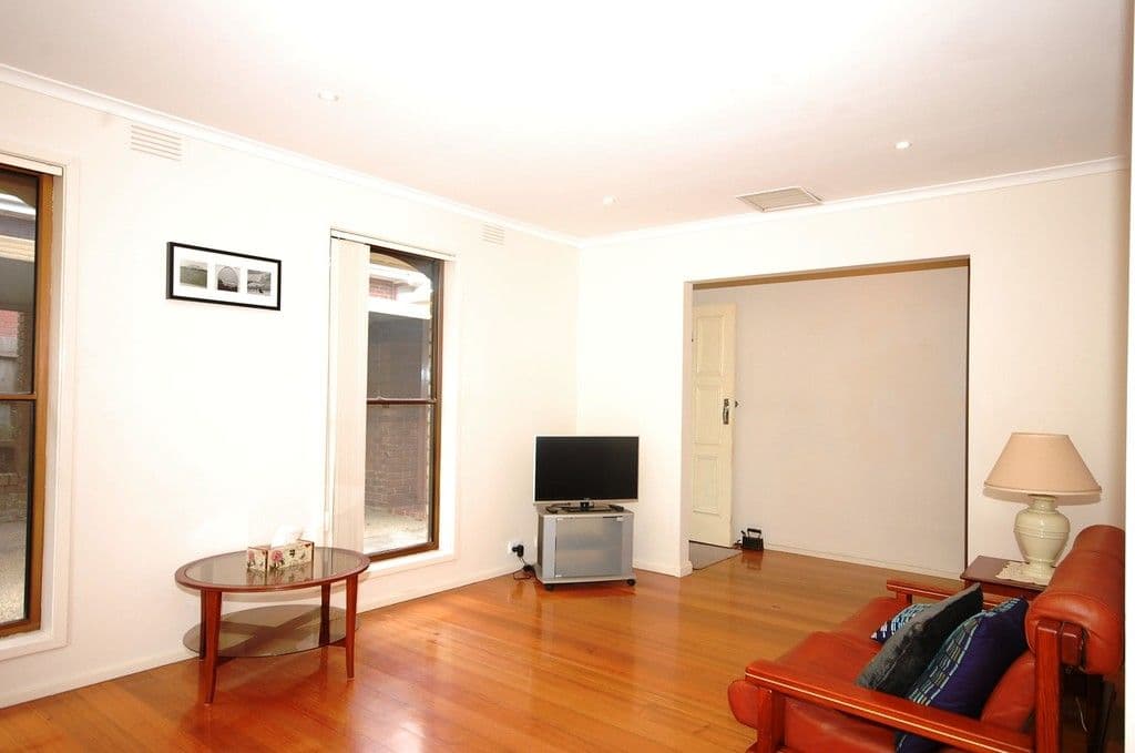 34 Ross Pincott Drive, Mooroolbark VIC 3138, Mooroolbark - Thumbnail 3