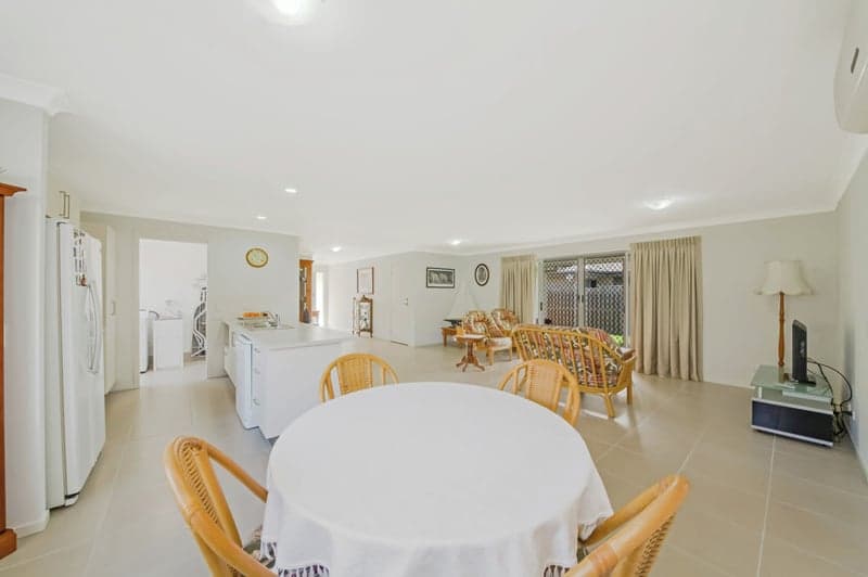 15 Redondo Street, Ningi - Thumbnail 2