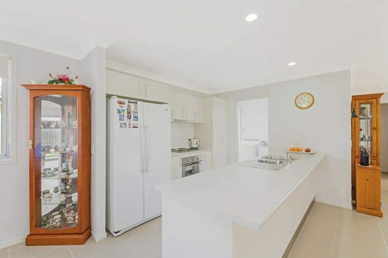 15 Redondo Street, Ningi - Thumbnail 3