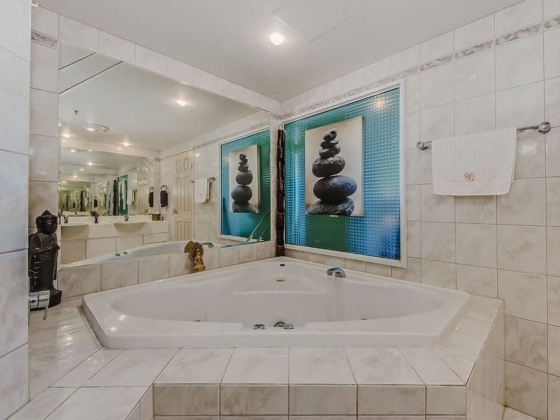 5 'Carmel By The Sea' 177 Old Burleigh Road, BROADBEACH QLD 4218, Broadbeach - Thumbnail 8