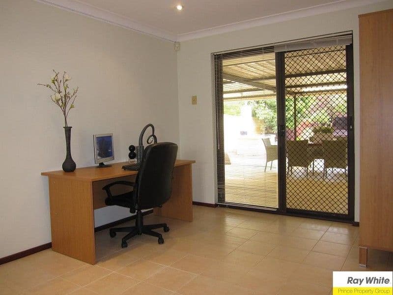 4 Pilkington Circus, BEECHBORO WA 6063, Beechboro - Thumbnail 3