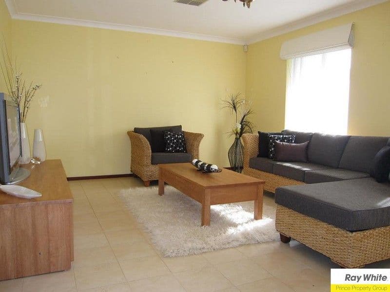 4 Pilkington Circus, BEECHBORO WA 6063, Beechboro - Thumbnail 4