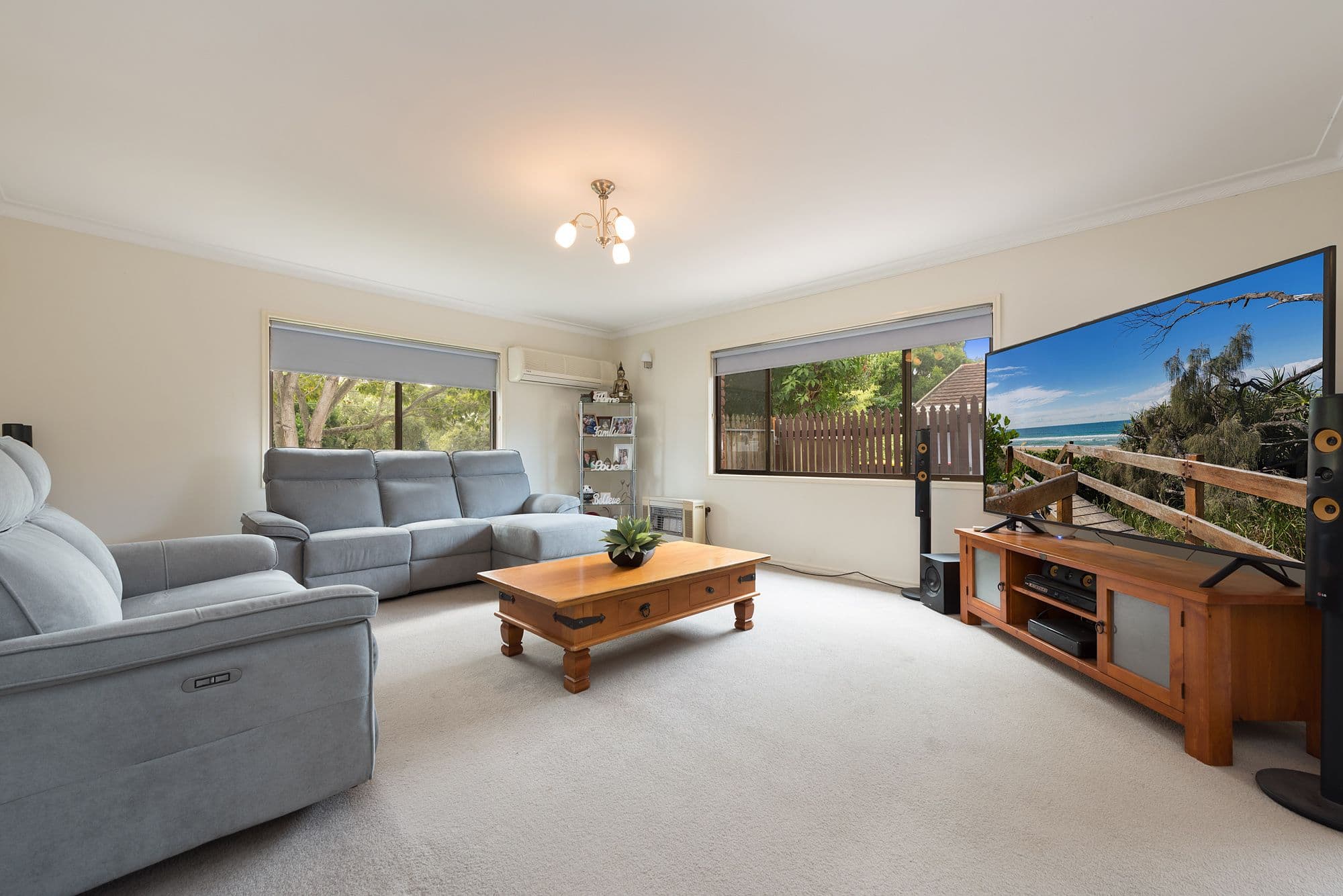 235 Wecker Road, Mansfield QLD 4122, Mansfield - Thumbnail 2