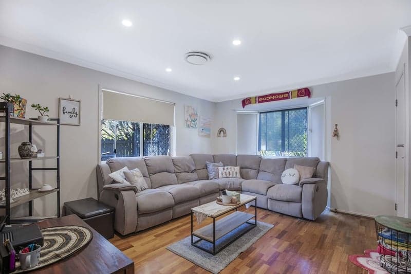 95 Cambridge Crescent, Fitzgibbon - Thumbnail 2