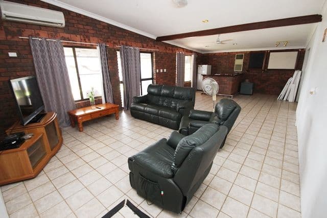 10 Elliot Street, KATHERINE NT 0850, Katherine South - Thumbnail 3