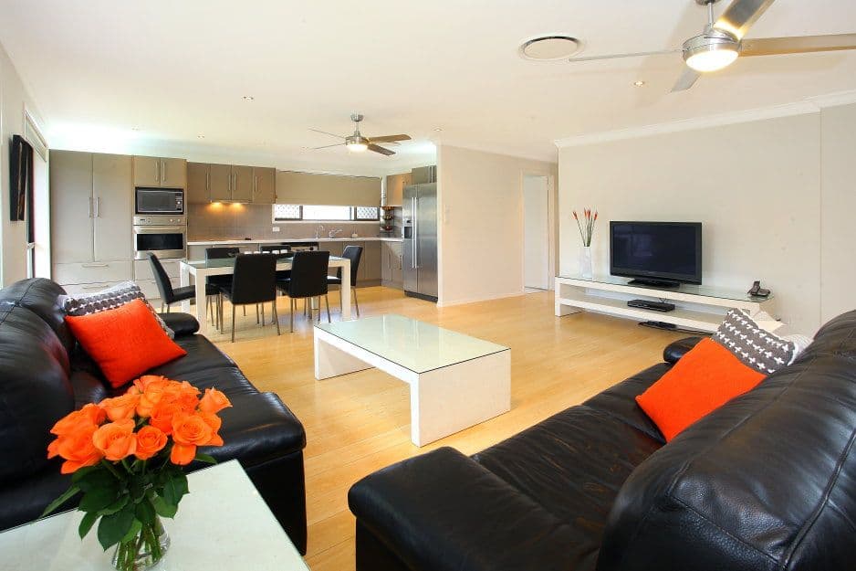 4 Ketch Court, MERMAID WATERS QLD 4218, Mermaid Waters - Thumbnail 4