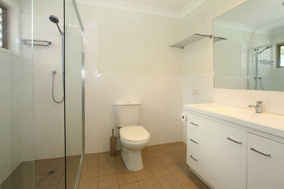 4 Ketch Court, MERMAID WATERS QLD 4218, Mermaid Waters - Thumbnail 8