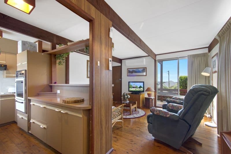 18 Joseph Street, Batehaven - Thumbnail 8