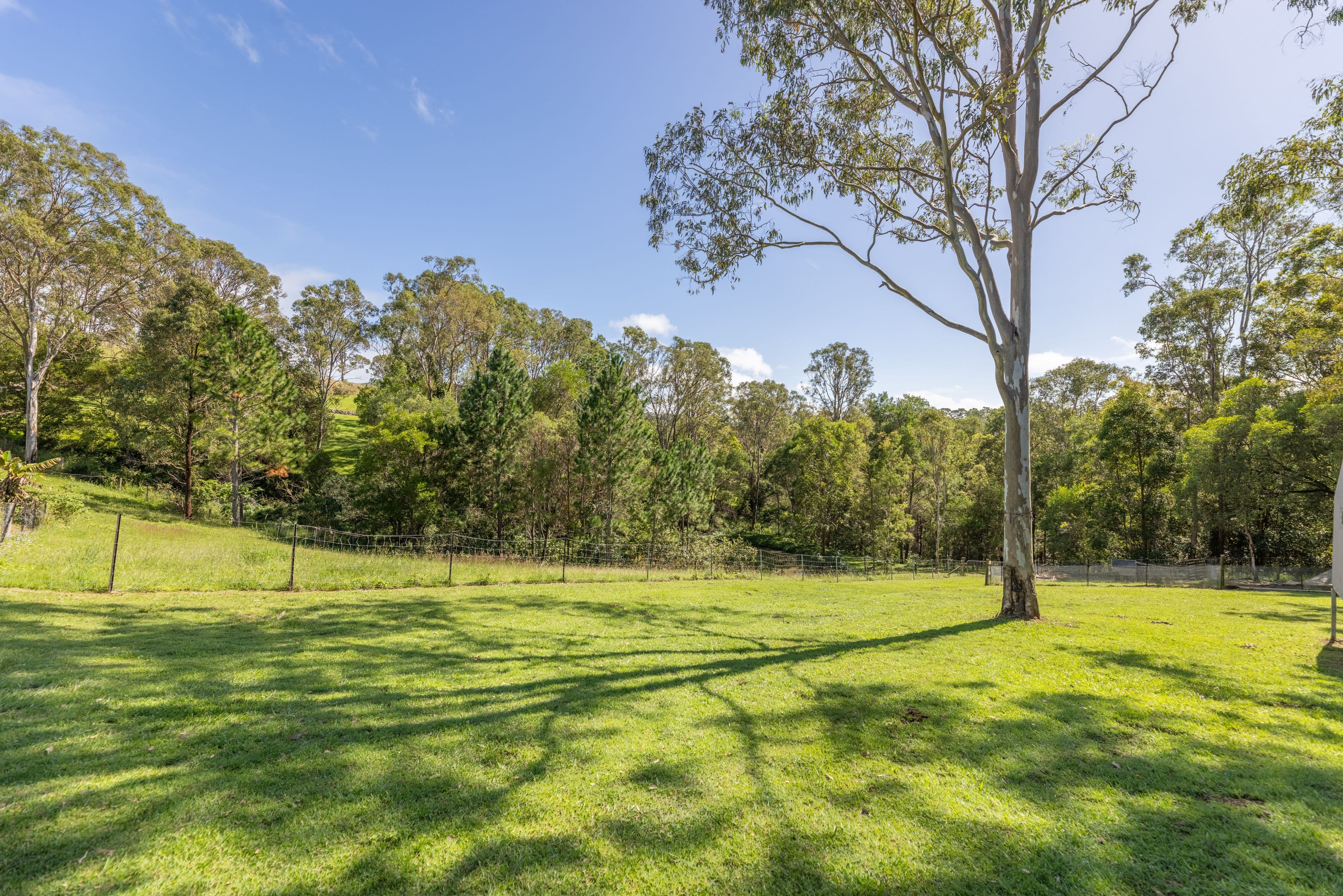 19 Grand View Drive, Ocean View QLD 4521, Ocean View - Thumbnail 3