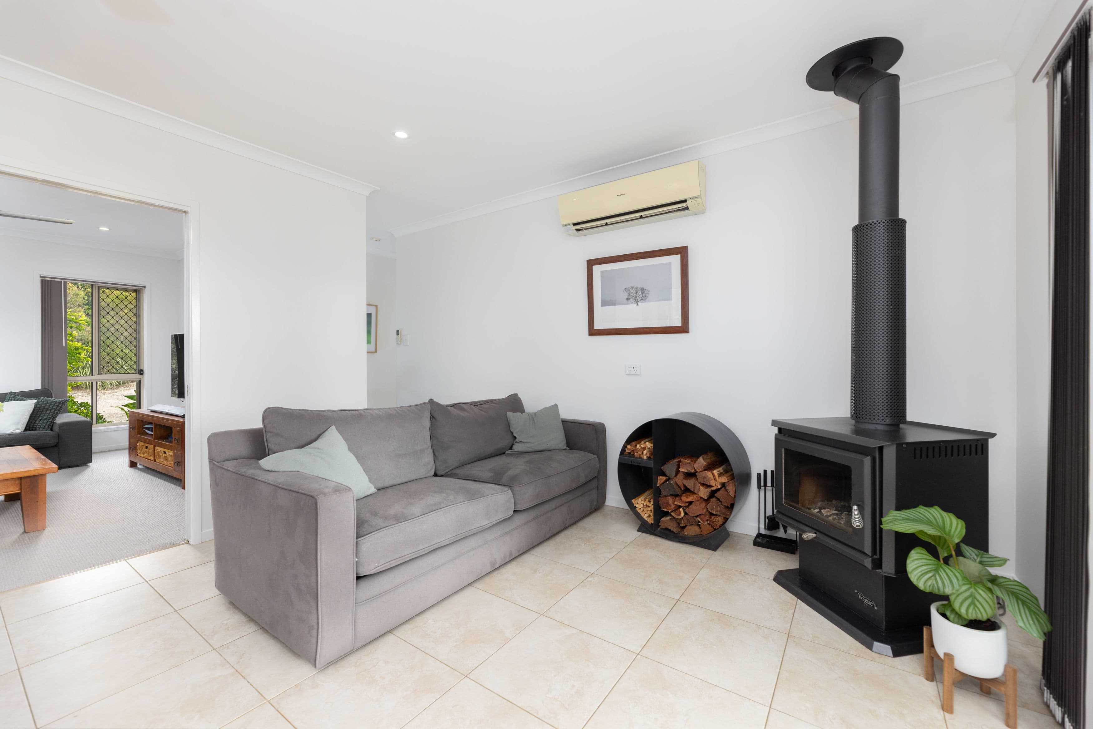 19 Grand View Drive, Ocean View QLD 4521, Ocean View - Thumbnail 4