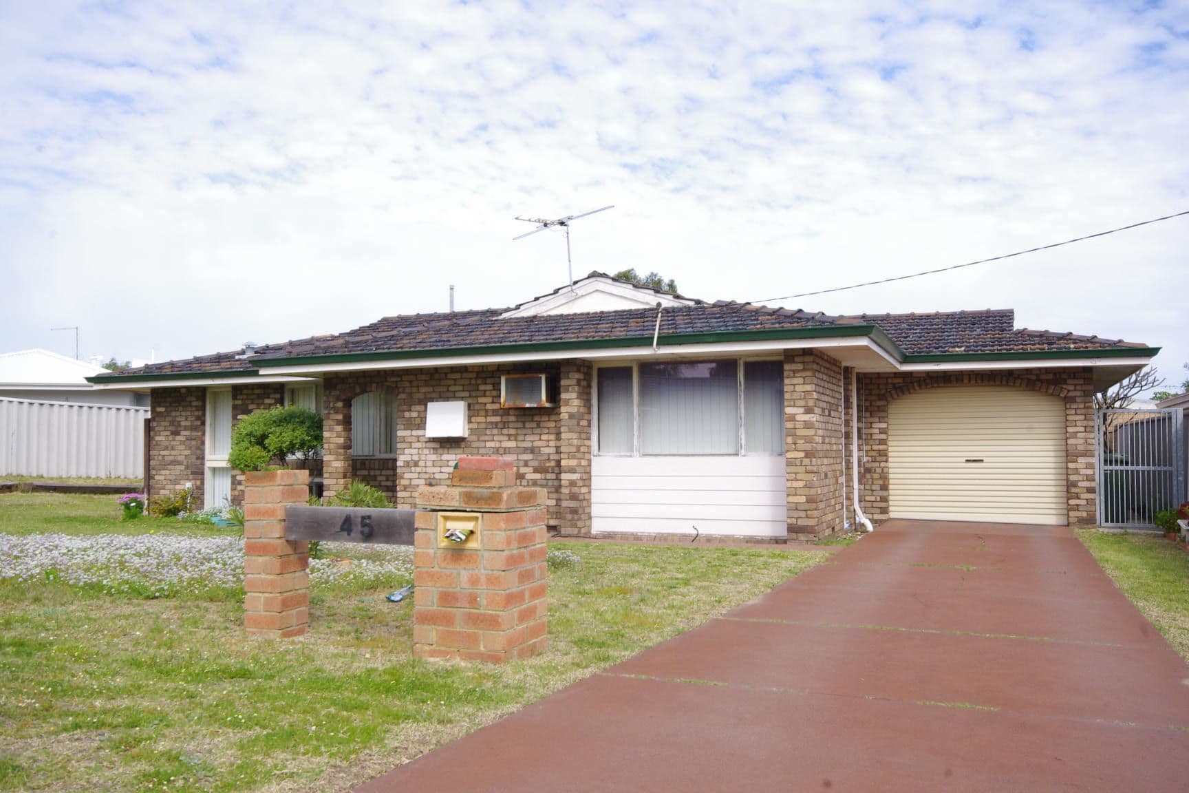 45 Mayflower Crescent, Craigie WA 6025, Craigie - Image 1