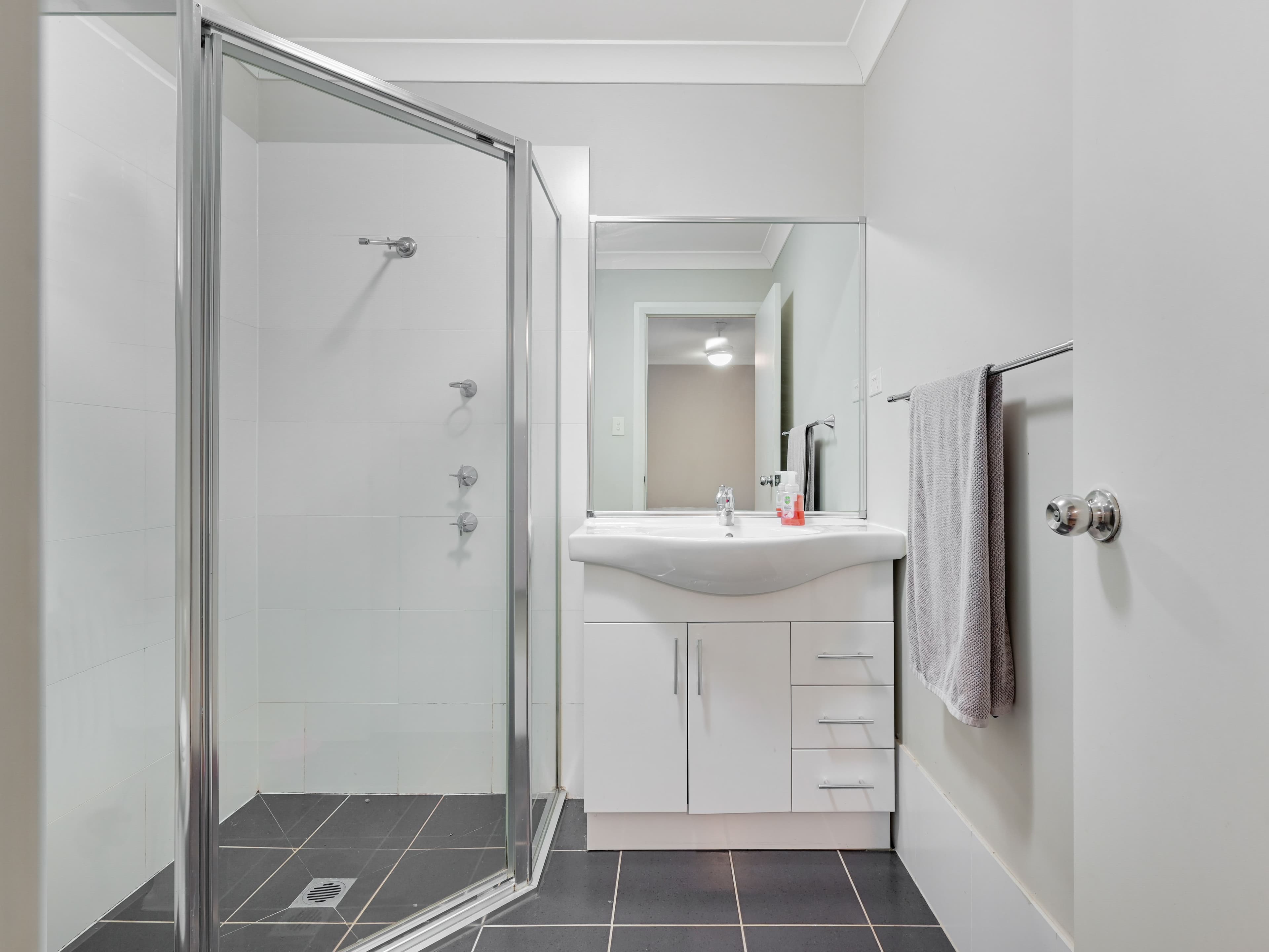1 Larkin Street, BARDIA NSW 2565, Bardia - Thumbnail 8