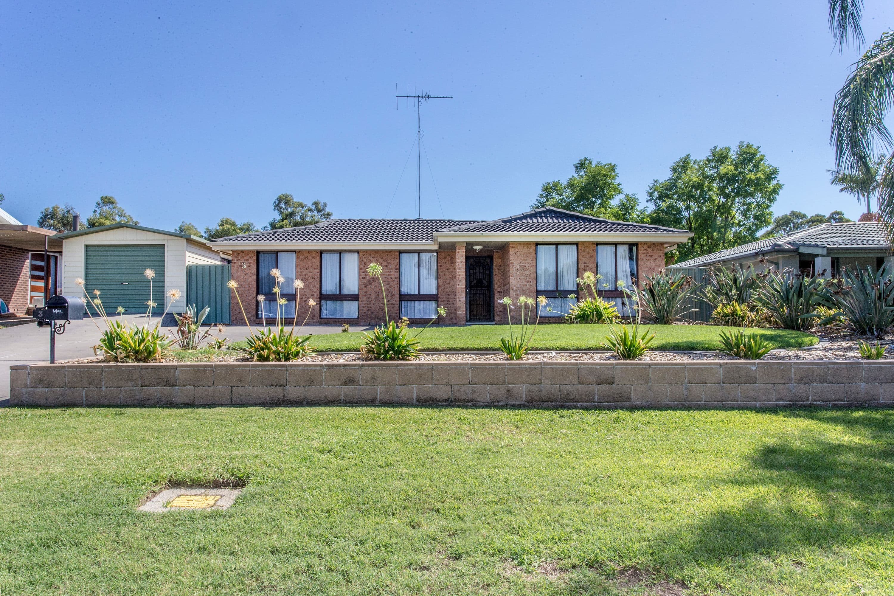 3 Mahogany Close, Cranebrook - Image 1