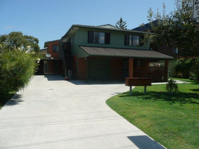 18 Elfran Avenue, POTTSVILLE NSW 2489, Pottsville - Thumbnail 2